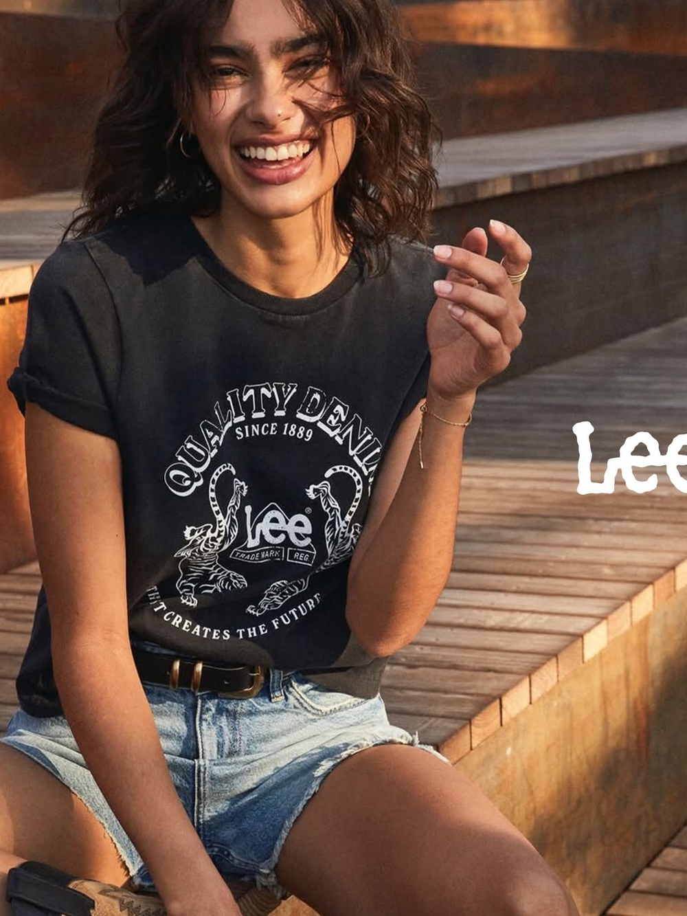 Lee Black Graphic Logo Tee Large0